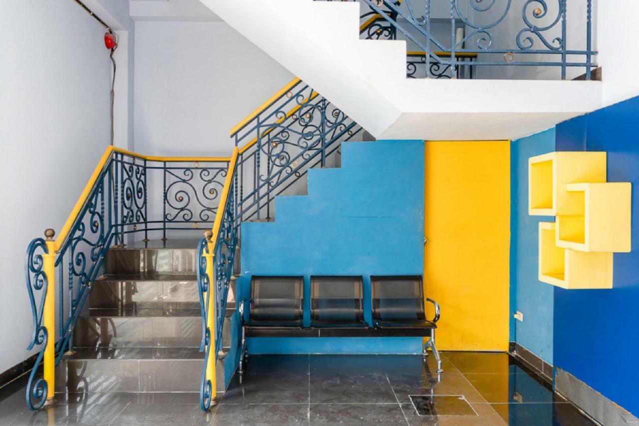 Rumah tetamu Reddoorz Near Taman Ismail Marzuki 3*