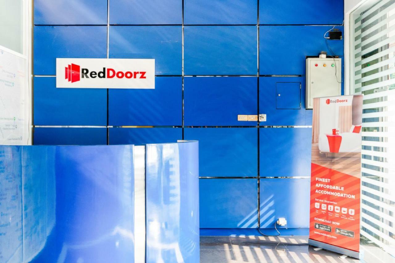 Reddoorz Near Taman Ismail Marzuki Rumah tetamu