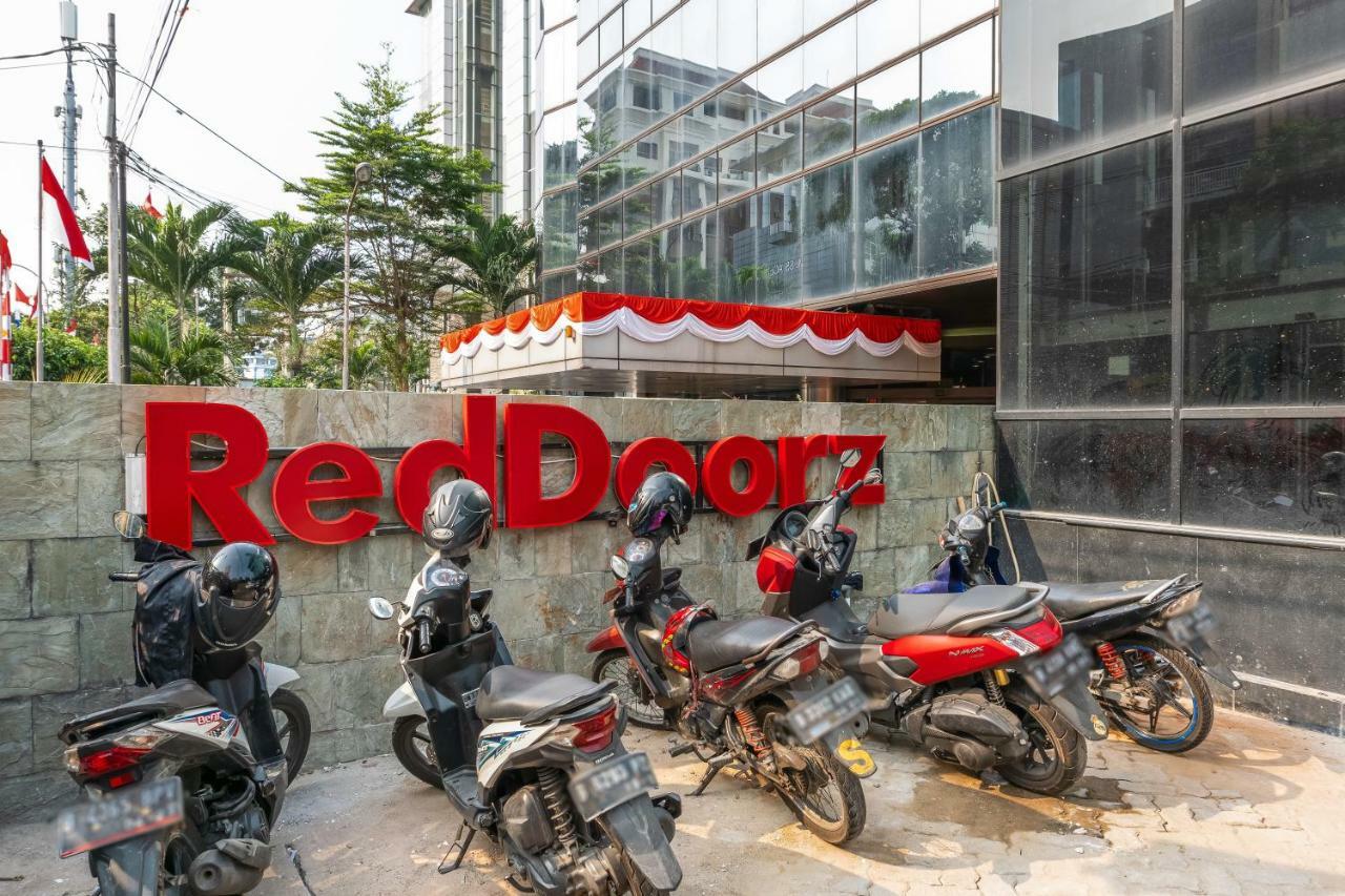 Reddoorz Near Taman Ismail Marzuki Rumah tetamu 3*
